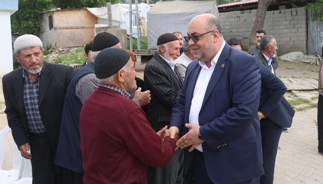 BAŞKAN AKPINAR 90. MAHALLE TOPLANTISINDA ÇOBANLI MAHALLESİ SAKİNLERİYLE BULUŞTU