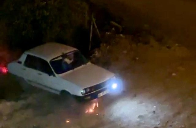 Kahramanmaraş’ta Aracı Alev Alan Sürücü Son Anda Kurtarıldı