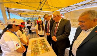 Haydar İkizer, Pazarcık’ta eğitim ve bilime yönelik etkinliklere destek mesajı verdi.