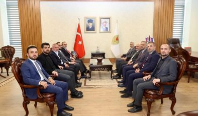 Vali Ünlüer,  Mahir Ünal ve Beraberindeki Heyete Kabul