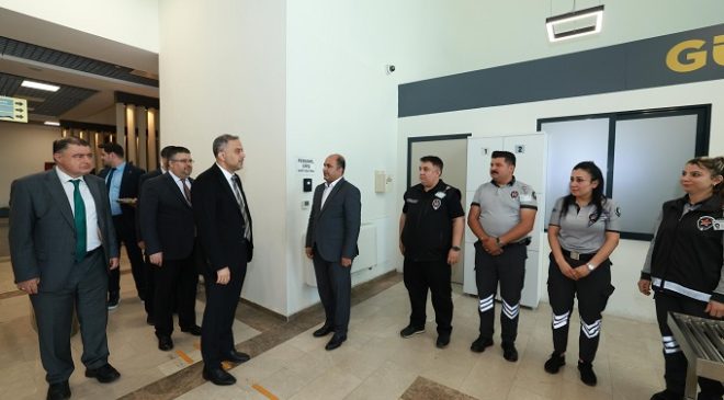 ONİKİŞUBAT BELEDİYESİ’NDE BAYRAMLAŞMA PROGRAMI DÜZENLENDİ