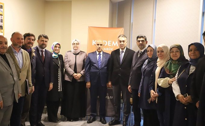 Vahit Kirişci Karabük’te Eğitim Gündemini Değerlendirdi: “İş Birliği ve Değer Temelli Eğitim Önemli”