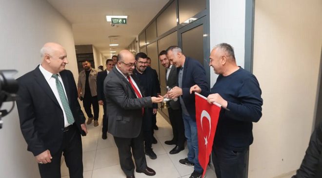 Başkan Akpınar Belediye Personeliyle Bayramlaştı