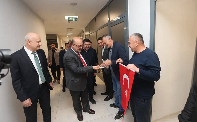 Başkan Akpınar Belediye Personeliyle Bayramlaştı