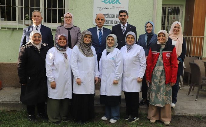 Vahit Kirişci’den Kadın Kooperatifine Destek Mesajı