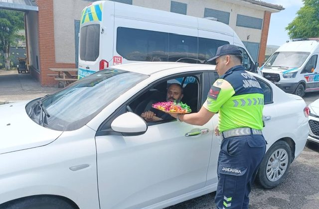 Kahramanmaraş’ta Bayram Trafiğine Jandarma Denetimi