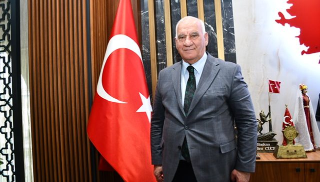 Göksun’da Yol Seferberliği: Değirmendere Mahallesi’nde Çalışmalar Sürüyor