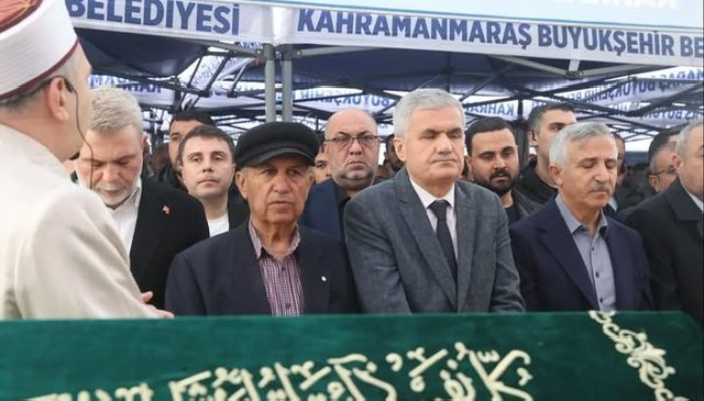 Başkan Akpınar, Almina Ağaoğlu’nun Cenazesine Katıldı