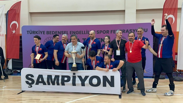 Büyükşehir’in Oturarak Voleybol Takımı Süper Lig’de Namağlup Şampiyon