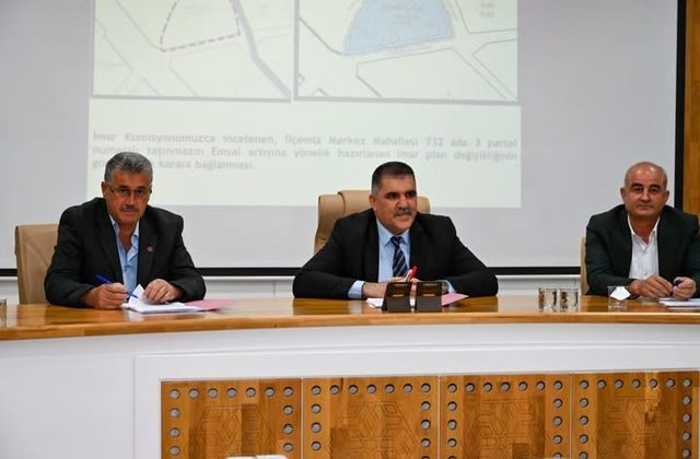 Türkoğlu Belediyesi’nde Grup ve Meclis Toplantısı Yapıldı