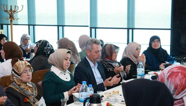 Anneler Günü’nde Şehit ve Gazi Aileleriyle Anlamlı Buluşma