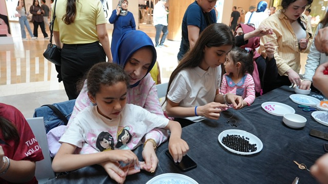 Büyükşehir’in Atölyesinde Sevgi Şekil Aldı