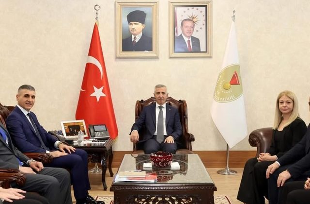 Vali Ünlüer, SGK Heyetini Ağırladı