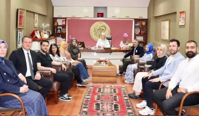 Eczacılık Bayramı’nda Anlamlı Ziyaret