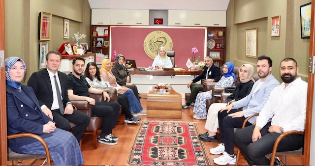 Eczacılık Bayramı’nda Anlamlı Ziyaret