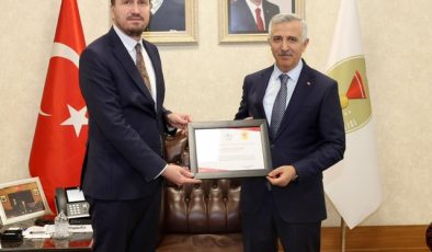 Büyükşehir’in Toplu Taşım Araçlarına Erişilebilirlik Belgesi