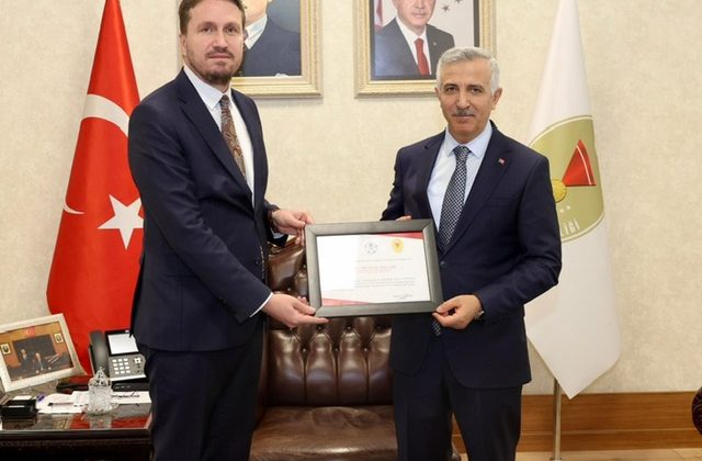 Büyükşehir’in Toplu Taşım Araçlarına Erişilebilirlik Belgesi