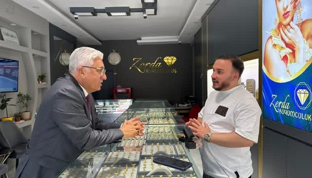 Başkan Haydar İkizer’in Pazarcık’ta Esnaf Ziyaretleri Sürüyor