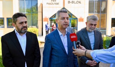 KSÜ’de Üniversiteye Hazırlanan Gençlere Ödüllü Deneme Sınavı Yapıldı