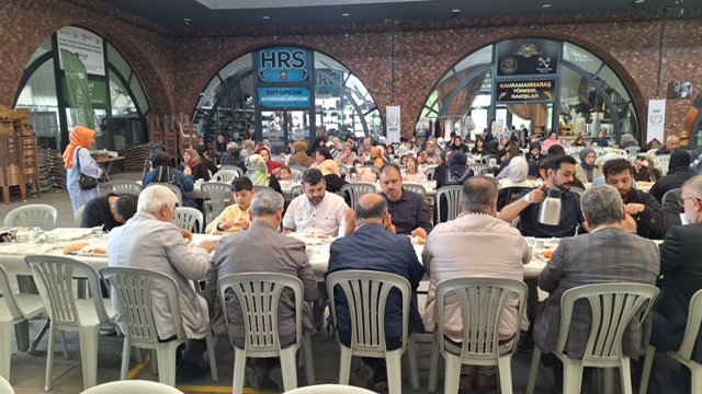 Onikişubat Belediyesi ve İHH, bayramda 250 yetim çocuğun yüzünü güldürecek