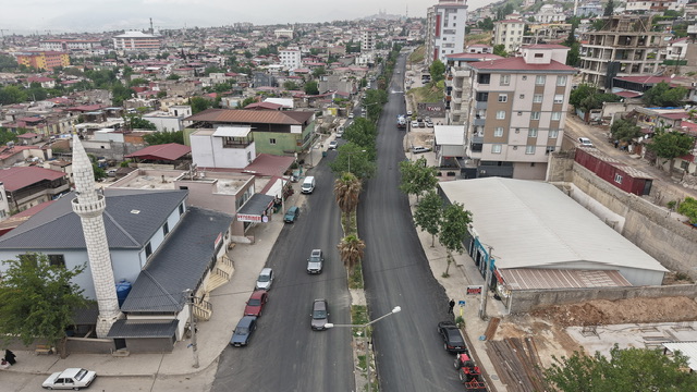 Büyükşehir, Dulkadiroğlu Şeyh Şamil Caddesi’nin Asfaltını Yeniledi