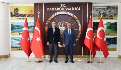 VAHİT KİRİŞÇİ’DEN KARABÜK VALİLİĞİ’NE ZİYARET