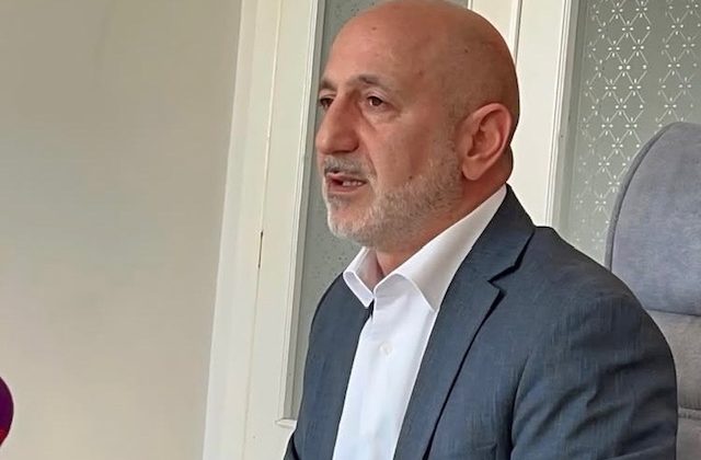 ALİ ÖZTUNÇ’TAN CHP GENEL MERKEZİ ÖNÜNDE YAŞANANLARA TEPKİ