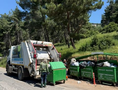 Onikişubat Belediyesi, 288 personel ve 65 araçtan oluşan güçlü ekiple sahada