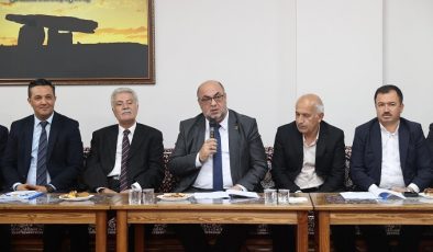 BAŞKAN AKPINAR 91. MAHALLE TOPLANTISINI KARACASU FERHUŞ MAHALLESİ’NDE GERÇEKLEŞTİRDİ