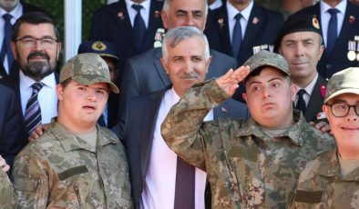 Temsili Askerlik Töreninde Duygu Dolu Anlar Yaşandı