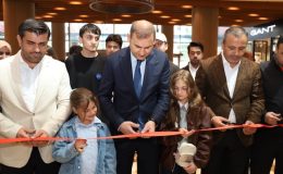 Gençlerin Tezhip Sergisi Piazza AVM’de Sanatseverlerle Buluştu