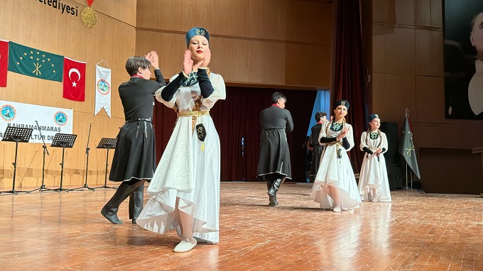 Kafkasya’nın Zengin Mirası Sahneye Taşındı