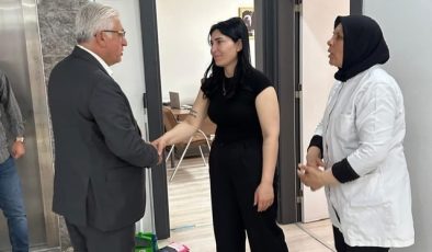 Başkan İkizer Bayram Sonrası İlk Mesaisine Personelle Başladı