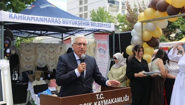 Pazarcık’ta Yıl Sonu Sergisi Yoğun Katılımla Açıldı