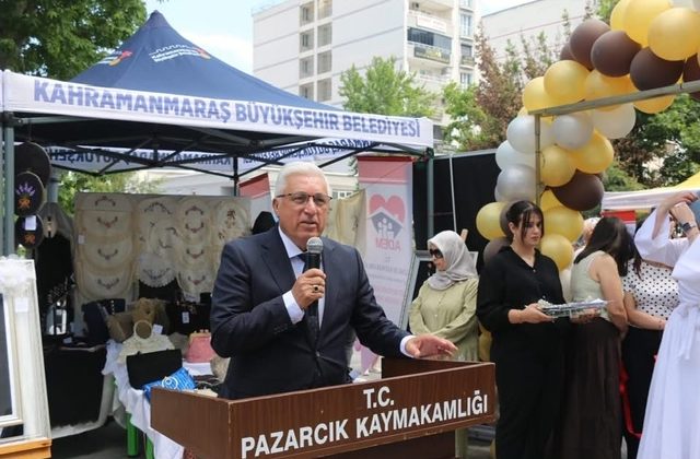 Pazarcık’ta Yıl Sonu Sergisi Yoğun Katılımla Açıldı