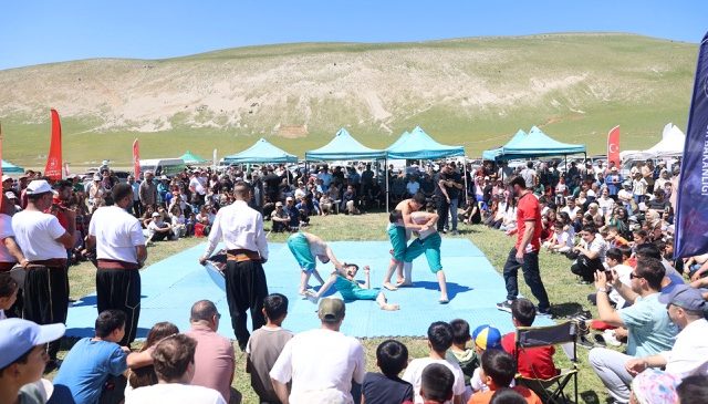 Karagöl’de “Gençlik ve Aile” Buluşması;Doğayla İç İçe Unutulmaz Bir Gün