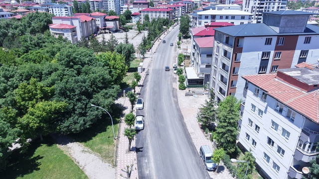 Büyükşehir, Pınarbaşı Caddesi’nde İlk Etabı Tamamladı