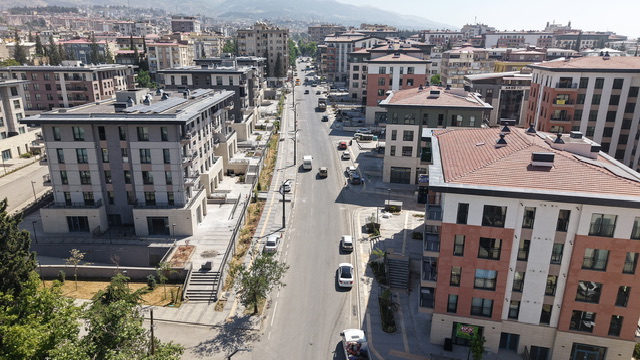 Büyükşehir, Zübeyde Hanım’da Son Kat Asfalta Geçiyor