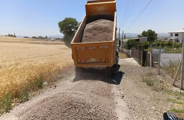 Küpelikız Mahallesi’nde Yol Hazırlık Çalışmaları Sürüyor