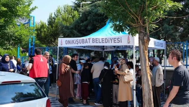Onikişubat Belediyesi’nden LGS Günü Öğrenci ve Velilere Destek