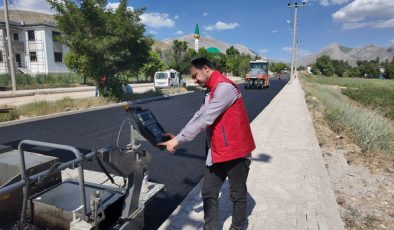 Büyükşehir’den Elbistan İğde’de Ulaşım Atağı; Yürüyüş Yolu Tamam, Asfalt Başladı