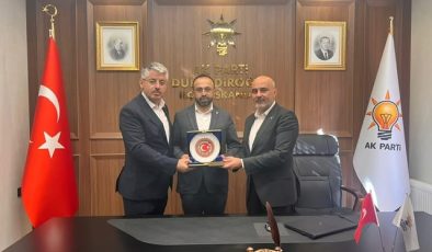 AK Parti Teşkilatından Dulkadiroğlu İlçe Başkanlığı’na Hayırlı Olsun Ziyareti