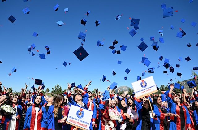 Göksun’da Mezuniyet Coşkusu Yaşandı