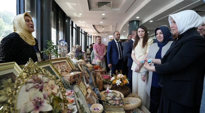 KAMEK’in El Emeği Göz Nuru Eserleri Yıl Sonu Sergisinde Görücüye Çıktı