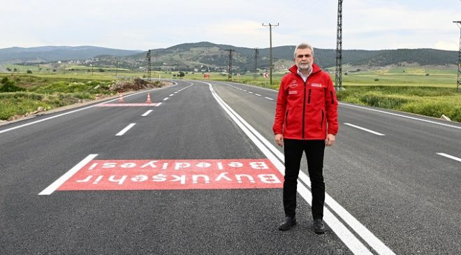 Şehir Tarihinin En Büyük Asfalt Seferberliği Tüm Hızıyla Sürüyor
