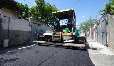 Büyükşehir’den Yavuz Selim Mahallesi’nde Kesintisiz Asfalt Mesaisi