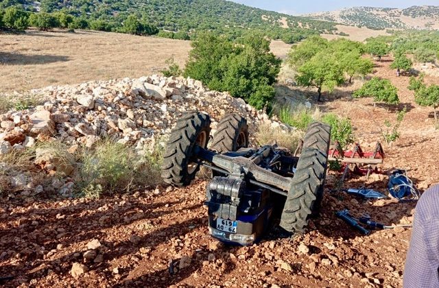 Kahramanmaraş’ta Traktör Devrildi: 1 Kişi Hayatını Kaybetti