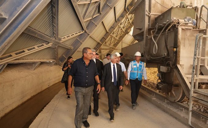 Vali Mükerrem Ünlüer ve Başkan Fırat Görgel’den KİPAŞ Çimento ve Kireç Fabrikalarına Ziyaret