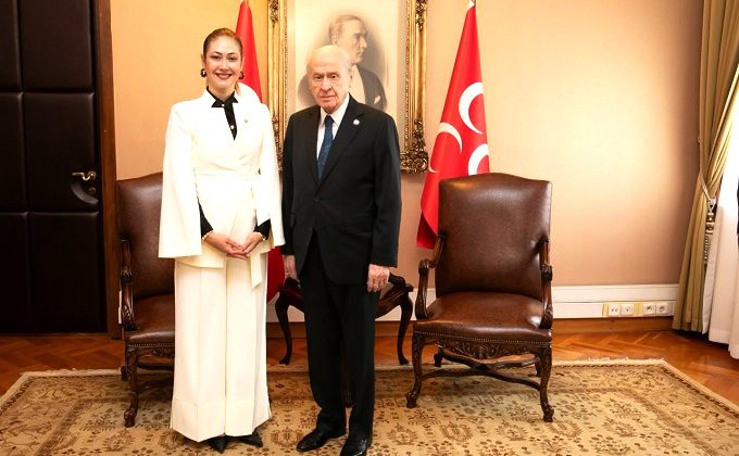 MHP Kahramanmaraş Milletvekili Zuhal Karakoç’tan dikkat çeken mesaj: “Yayı gerilmiş ok gibiyiz”