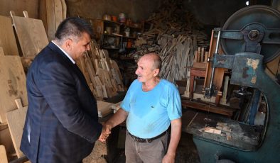 Başkan Karaca’dan İstasyon Mahallesi Esnafına Ziyaret